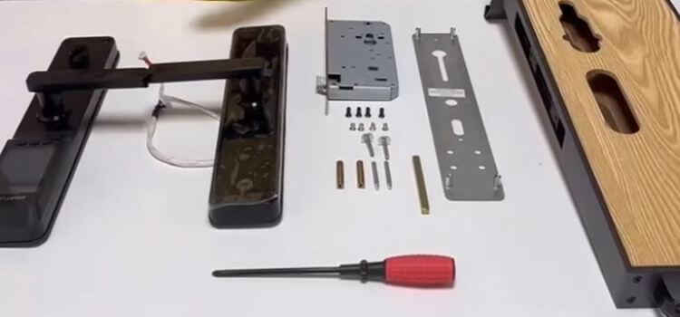 do locksmiths install smart locks